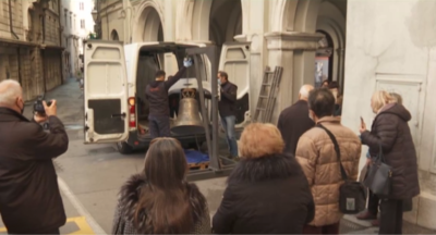 Partenza campana commemorativa da Trieste verso Arsia